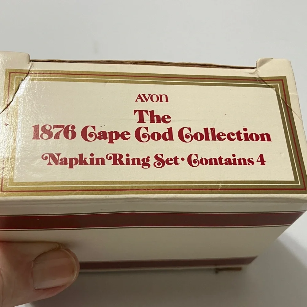 4 Napkin Rings - Picture 5 of 12